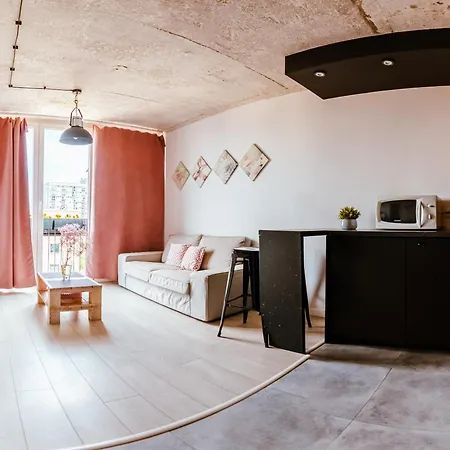 Appartamento Industrial 9th Floor With Balcony And Views